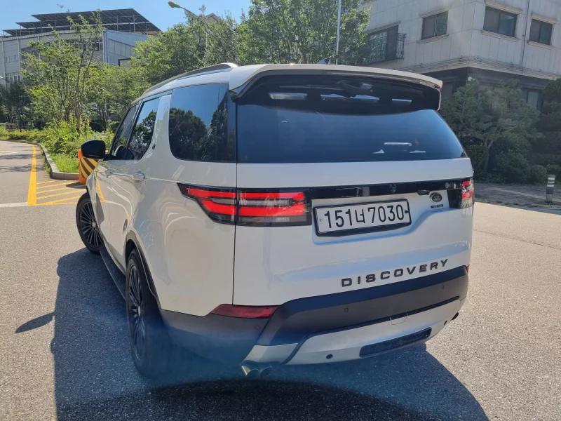 Land Rover DISCOVERY