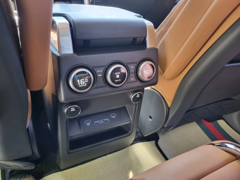 Land Rover DISCOVERY