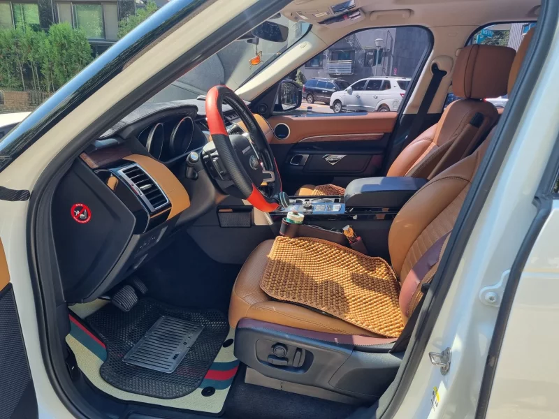 Land Rover DISCOVERY