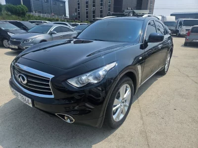 Infiniti FX