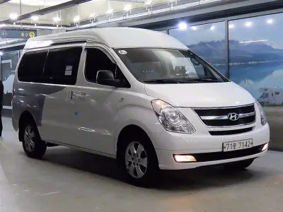 Hyundai Grand Starex