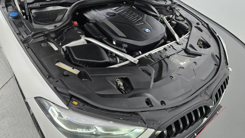BMW 8-Series