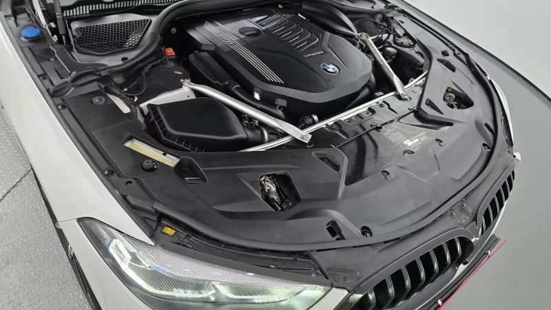 BMW 8-Series