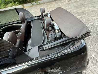 MINI Cooper Convertible