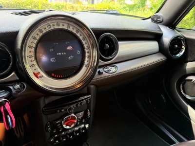 MINI Cooper Convertible