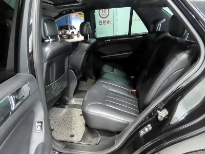 Mercedes-Benz M-class