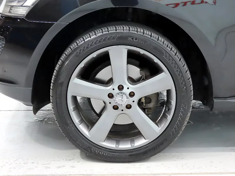 Mercedes-Benz M-class