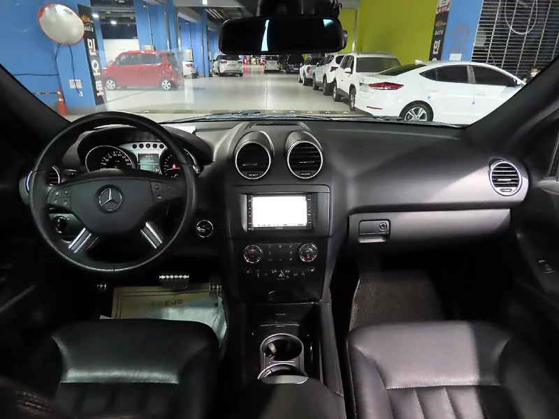 Mercedes-Benz M-class