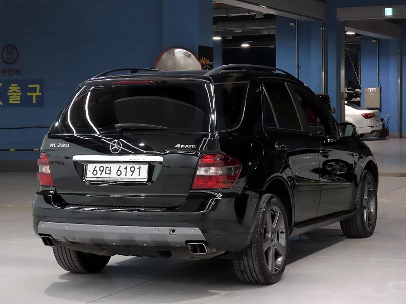 Mercedes-Benz M-class