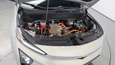 Daewoo 볼트 EUV