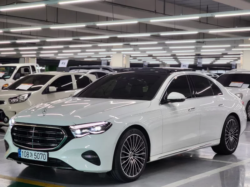 Mercedes-Benz E-Class