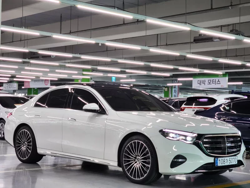 Mercedes-Benz E-Class