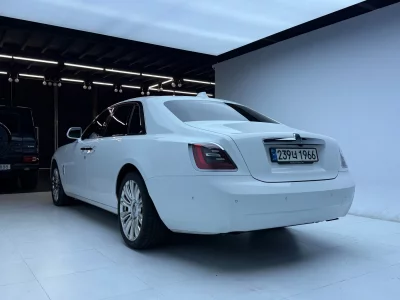 Rolls-Royce GHOST