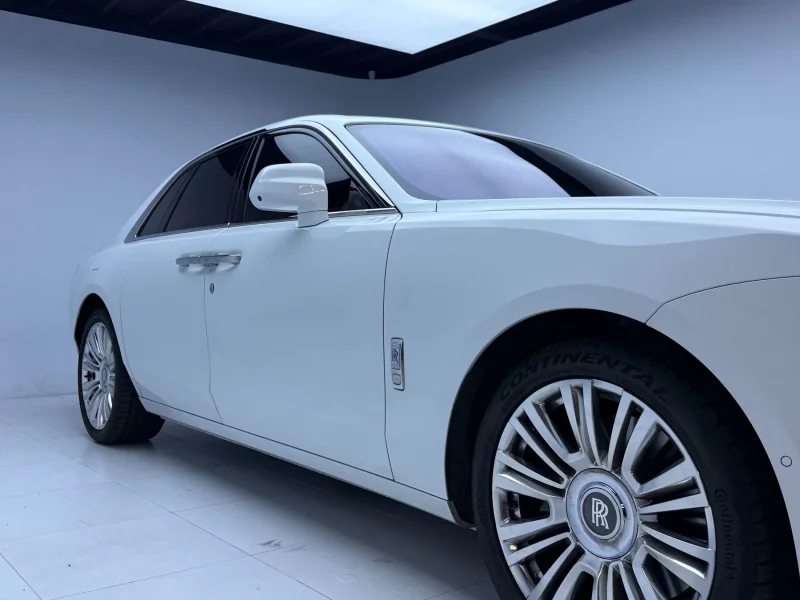 Rolls-Royce GHOST