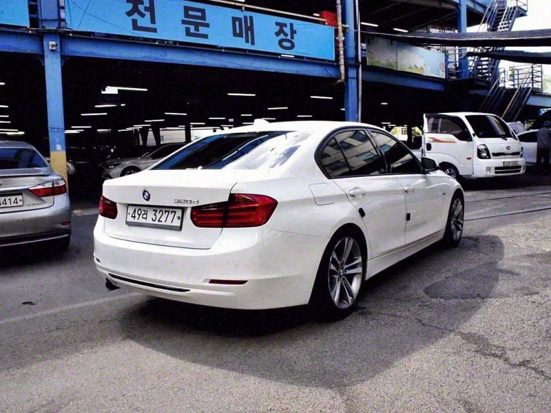 BMW 3-Series
