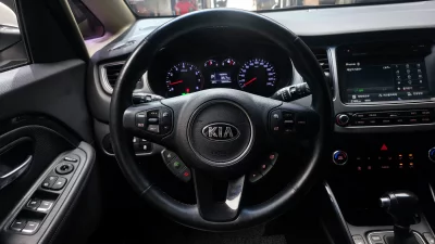 Kia Carens