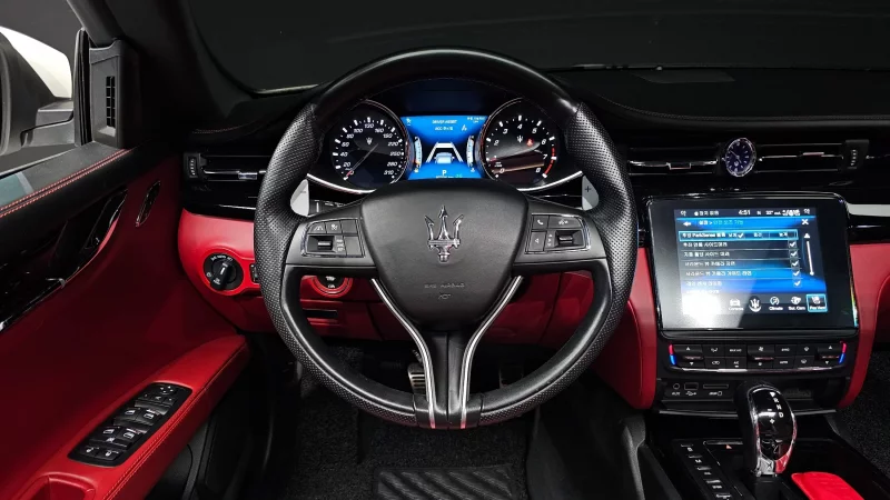 Maserati QUATTROPORTE