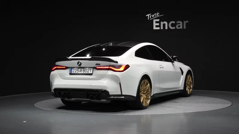 BMW M4
