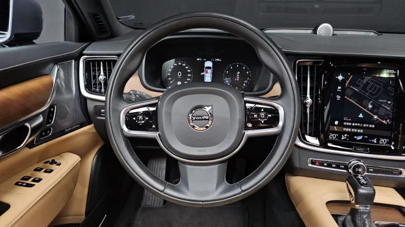 Volvo S90