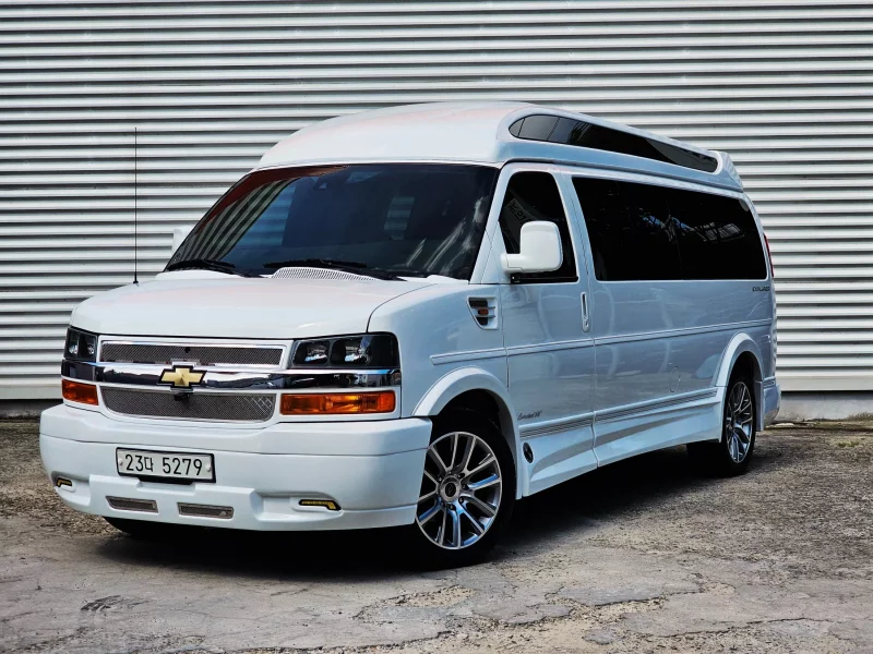 Chevrolet Express Van