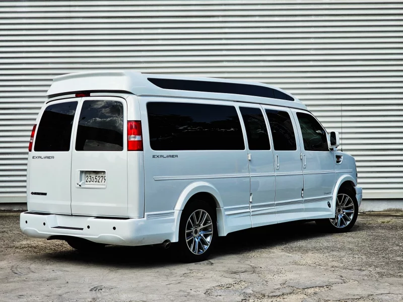 Chevrolet Express Van