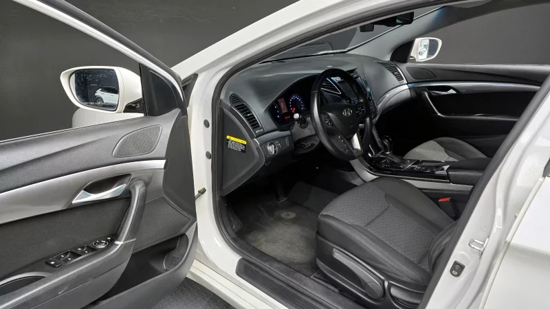Hyundai I40