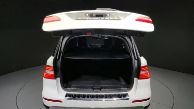 Mercedes-Benz M-class