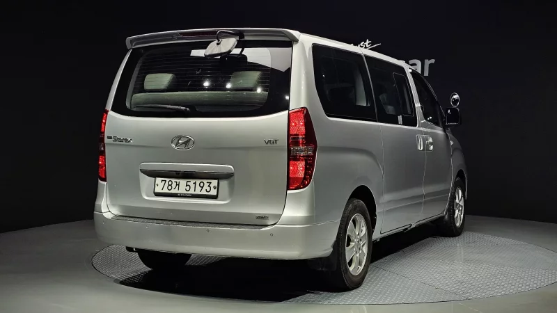 Hyundai Grand Starex