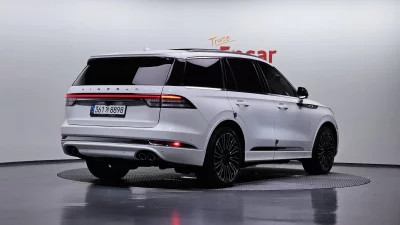 Lincoln AVIATOR