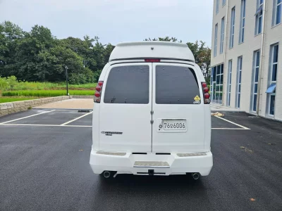 Chevrolet Express Van