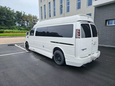 Chevrolet Express Van