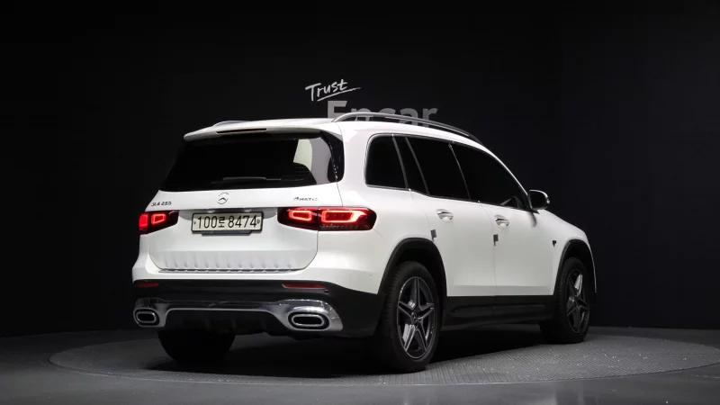 Mercedes-Benz GLB-Class