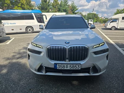 BMW X7