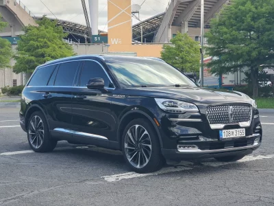 Lincoln AVIATOR