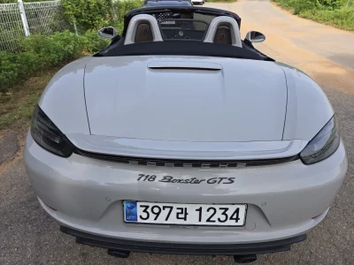 Porsche 718