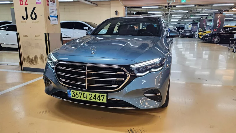 Mercedes-Benz E-Class