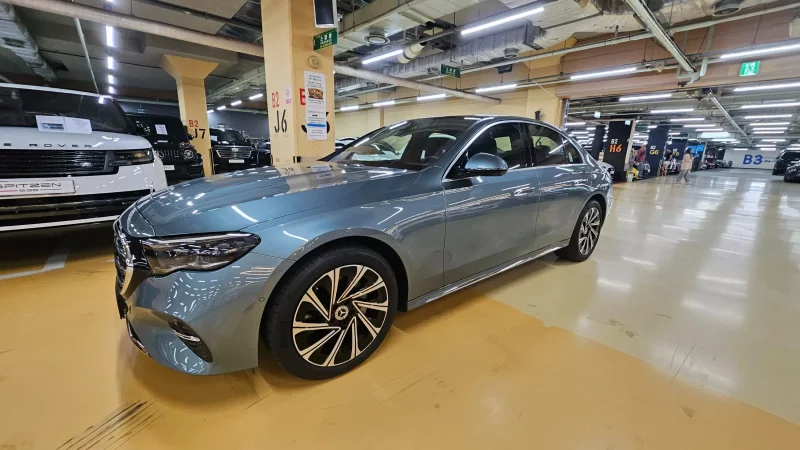 Mercedes-Benz E-Class