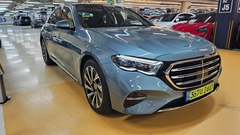 Mercedes-Benz E-Class