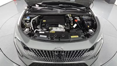 Peugeot 408