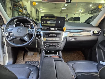 Mercedes-Benz M-class
