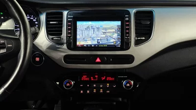 Kia Carens