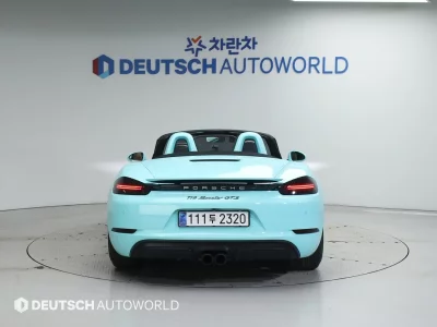 Porsche 718