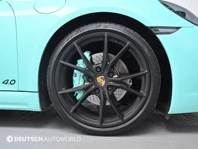 Porsche 718