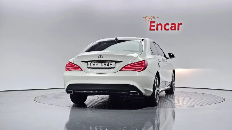 Mercedes-Benz CLA-Class