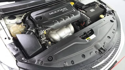 Chrysler 200