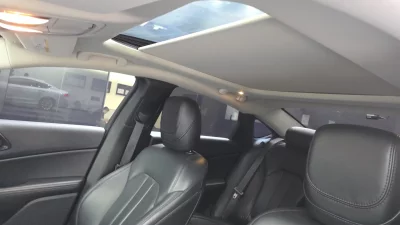 Chrysler 200