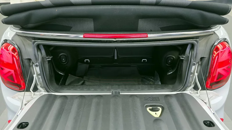 MINI Cooper Convertible