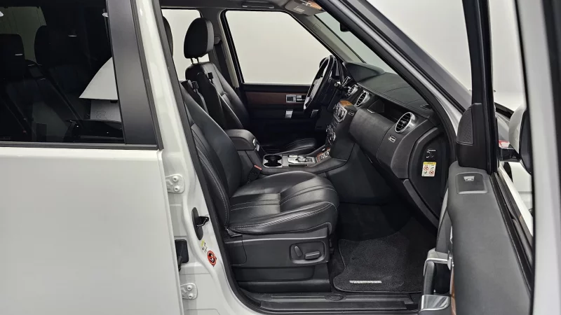 Land Rover DISCOVERY