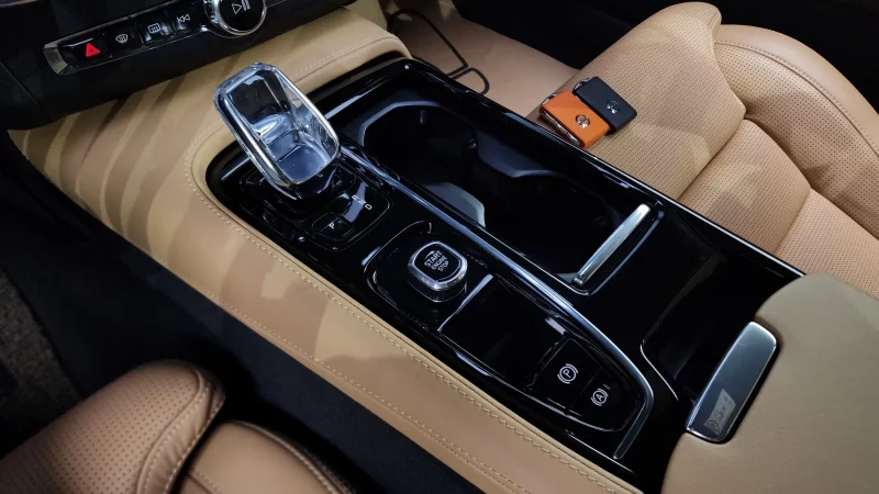 Volvo S90