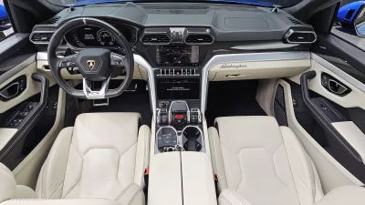 Lamborghini URUS